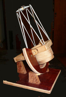 Montagem sobre Split-ring
Maquete em escala 1:10
Foto: Fl�vio F. Fantini